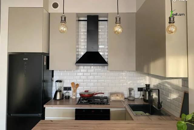 2 սենյականոց բնակարան նորակառույց շենքում Սլավիկ Չիլոյան փողոցում, 60 ք.մ., բարձր առաստաղներ