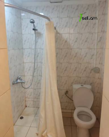 2 սենյականոց բնակարան Առնո Բաբաջանյան փողոցում, 50 ք.մ., 4/9 հարկ, կապիտալ վերանորոգված