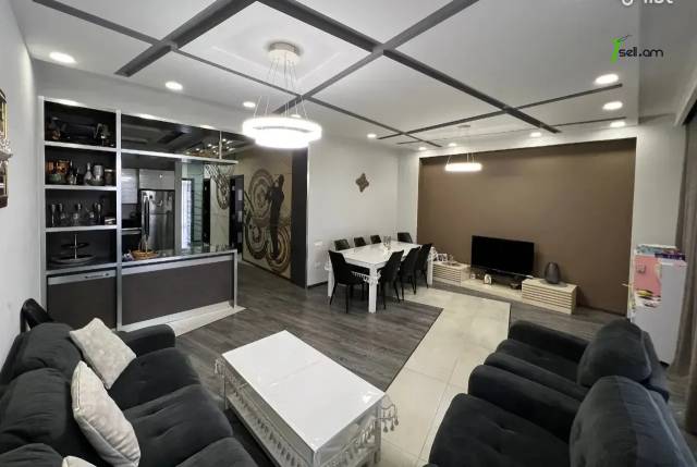 4 սենյականոց բնակարան նորակառույց շենքում Սասնա Ծռերի փողոցում, 112 ք.մ., 2 սանհանգույց