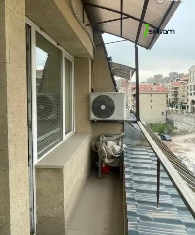 3 սենյականոց բնակարան նորակառույց շենքում Անտառային փողոցում, 108 ք.մ., բարձր առաստաղներ