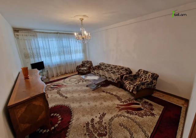 3 սենյականոց բնակարան Մարշալ Բաղրամյան պողոտայում, 95 ք.մ., 2 սանհանգույց, կապիտալ վերանորոգված