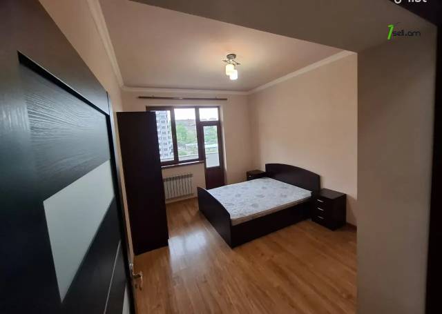 2 սենյականոց բնակարան նորակառույց շենքում Պարույր Սևակի փողոցում, 83 քմ, 8/14 հարկ, բարձր առաստաղներ