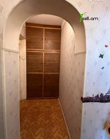 2 սենյականոց բնակարան Կարապետ Ուլնեցու փողոցում, 54 քմ, 6/9 հարկ, կապիտալ վերանորոգված