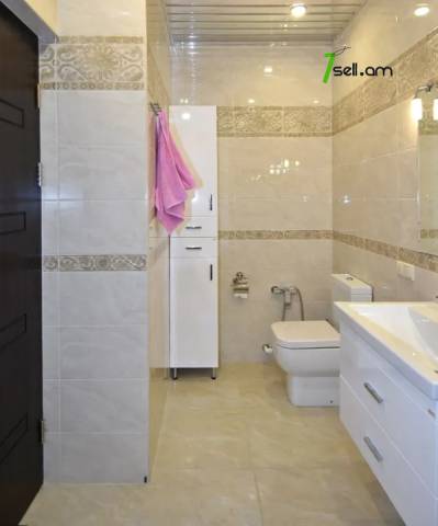 5 սենյականոց բնակարան Տերյան փողոցում, 125 ք.մ., 2 սանհանգույց, դիզայներական ոճով վերանորոգված