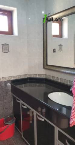 Երկու հարկանի քարե տուն Բագրևանդի փողոցում Նոր Նորքում, 250 ք.մ., 2 սանհանգույց, եվրովերանորոգված