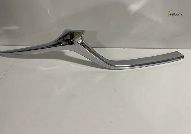 Mazda 6 աբլիցովկի աջ նիկել (2017-2023)