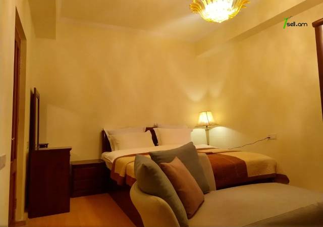 3 սենյականոց բնակարան նորակառույց շենքում Արգիշտի փողոցում, 120 ք.մ., 2 սանհանգույց