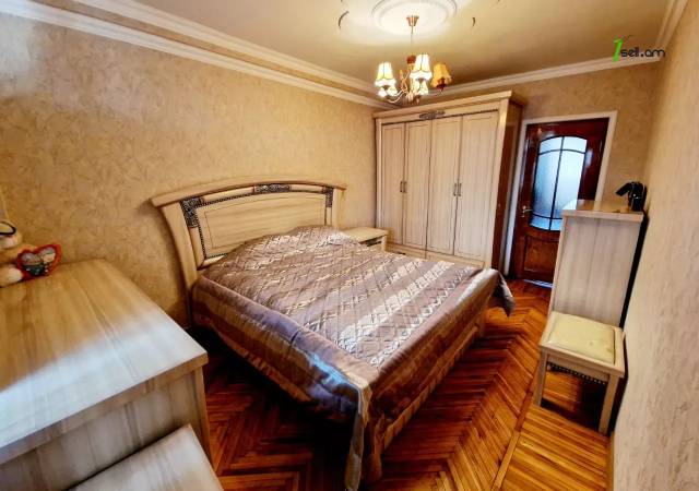 3 սենյականոց բնակարան Խորենացու փողոցում, 92 ք.մ., 2 սանհանգույց, կապիտալ վերանորոգված