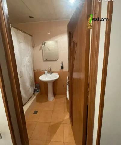 3 սենյականոց բնակարան Ռուբինյանց փողոցում, 68 ք.մ., 5/13 հարկ, կապիտալ վերանորոգված