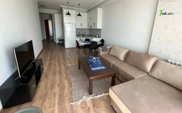 3 սենյականոց բնակարան նորակառույց շենքում Ռուբեն Սևակի փողոցում, 84 ք.մ., 5/7 հարկ, 2 սանհանգույց