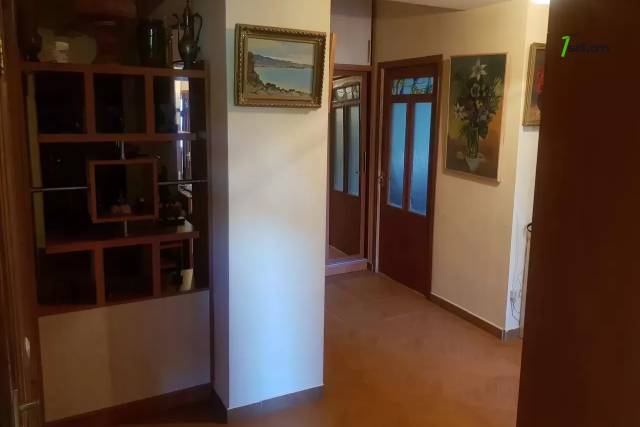 3 սենյականոց բնակարան Վրացական փողոցում, 80 ք.մ., 2 սանհանգույց, 4/14 հարկ, կապիտալ վերանորոգված