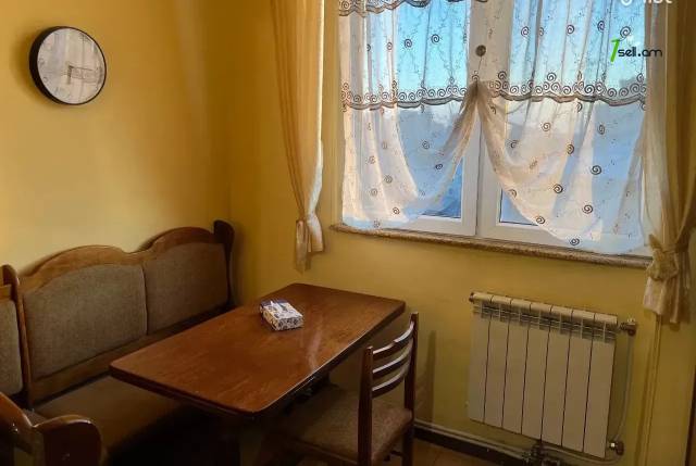 3 սենյականոց բնակարան Նելսոն Ստեփանյան փողոցում, 78 քմ, 5/9 հարկ, կապիտալ վերանորոգված