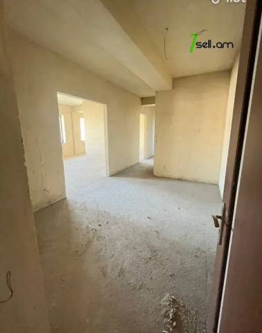 3 սենյականոց բնակարան նորակառույց շենքում Սերո Խանզադյան փողոցում, 113 քմ, 7/9 հարկ, 2 սանհանգույց