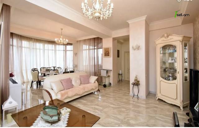 Ընդարձակ 3 սենյականոց բնակարան նորակառույց շենքում, Ծիծեռնակաբերդի խճուղի, 183 ք.մ., 7/12 հարկ