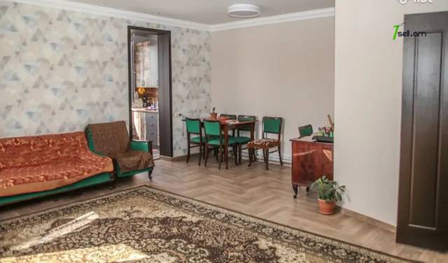 3 սենյականոց բնակարան Սողոմոն Տարոնցի փողոցում, 78 քմ, նախավերջին հարկ, մասնակի վերանորոգում