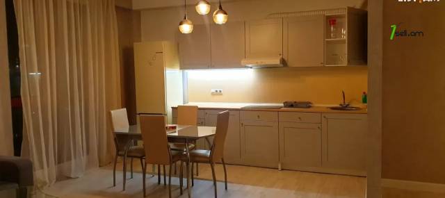 3 սենյականոց բնակարան նորակառույց շենքում Մեսրոպ Մաշտոցի պողոտայում, 90 ք.մ., 2 սանհանգույց