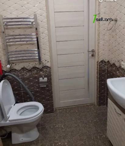 2 սենյականոց բնակարան Վիլնյուսի փողոցում, 63 ք.մ., 3/9 հարկ, կապիտալ վերանորոգված