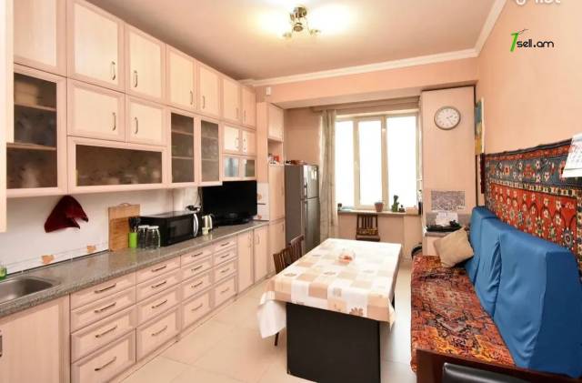 3 սենյականոց բնակարան նորակառույց շենքում Պարոնյան փողոցում, 102 քմ, 6/11 հարկ, բարձր առաստաղներ