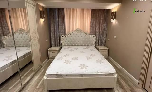 3 սենյականոց բնակարան, Թումանյան թաղամաս, 70 ք.մ., 5/9 հարկ, կապիտալ վերանորոգված