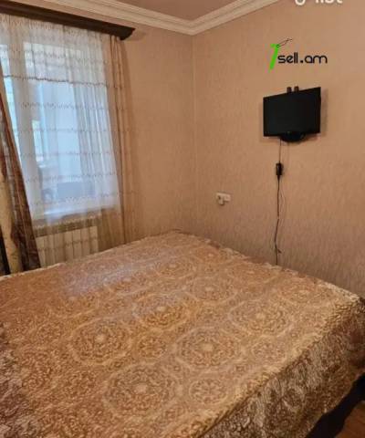 3 սենյականոց բնակարան Գորգագոծների փողոցում, 118 քմ, 1/5 հարկ, կապիտալ վերանորոգված, քարե շենք