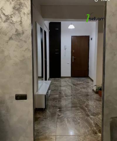 3 սենյականոց բնակարան, Աթոյան փողոցի նրբանցք, 80 ք.մ., 2/9 հարկ, կապիտալ վերանորոգված