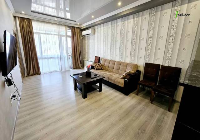 3 սենյականոց բնակարան նորակառույց շենքում, Ծիծեռնակաբերդի խճուղի, 85 ք.մ., բարձր առաստաղներ