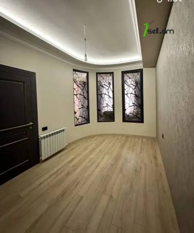 3 սենյականոց բնակարան նորակառույց շենքում Փավստոս Բուզանդի փողոցում, 90 քմ, 13/17 հարկ