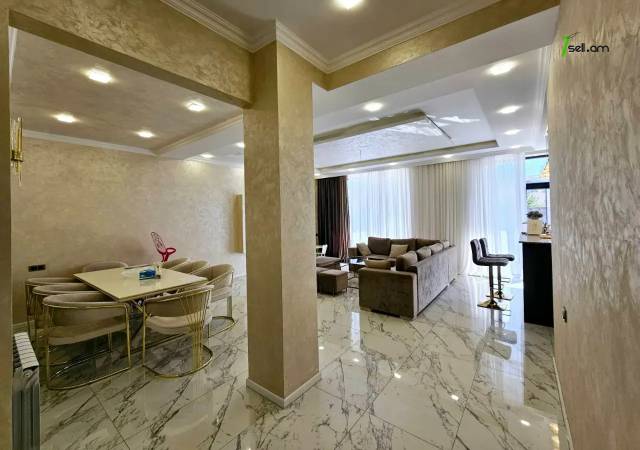 Երկու հարկանի տուն Մհեր Մկրտչյան փողոցում Ավանում, 580 ք.մ., 3+ սանհանգույց, կապիտալ վերանորոգված