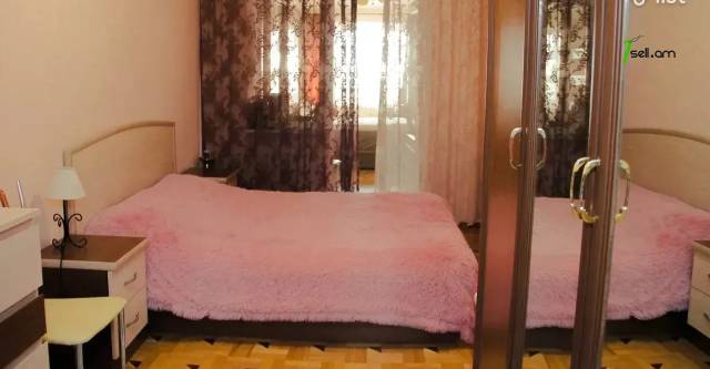 4 սենյականոց բնակարան Դրոյի փողոցում, 91 ք.մ., կապիտալ վերանորոգված, քարե շենք