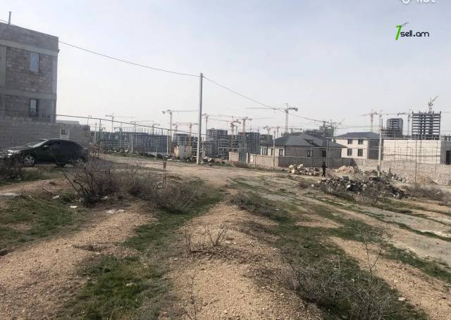 Հողատարածք բնակելի շինությունների համար Լուկաշինի փողոցում Աջափնյակում, 500 ք.մ.