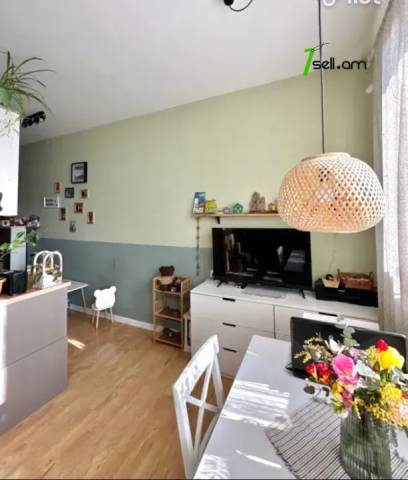 1 սենյականոց բնակարան նորակառույց շենքում Մինսկի փողոցում, 34 ք.մ., դիզայներական ոճով վերանորոգված