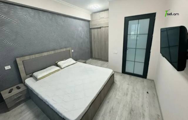 2 սենյականոց բնակարան նորակառույց շենքում Լենինգրադյան փողոցում, 54 քմ, 7/14 հարկ, բարձր առաստաղներ