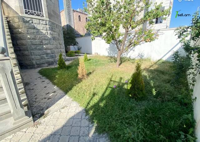 Երեք հարկանի քարե տուն, Noy District Մալաթիա Սեբաստիայում, 235 ք.մ., 3+ սանհանգույց