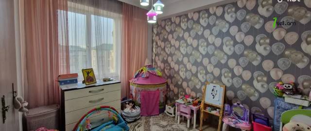 3 սենյականոց բնակարան նորակառույց շենքում Բագրևանդի փողոցում, 81 քմ, բարձր առաստաղներ