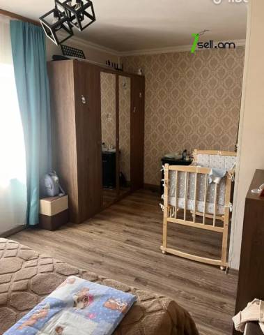 4 սենյականոց բնակարան Հարություն Վերդյանի փողոցում, 108 քմ, 2/2 հարկ, մասնակի վերանորոգում