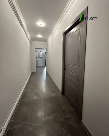 Մեկ հարկանի քարե տուն Ադմիրալ Իսակովի պողոտայում Թաիրովում, 54 քմ, կապիտալ վերանորոգված