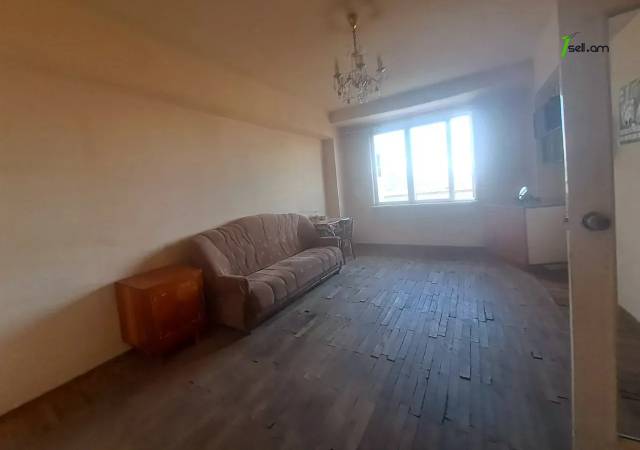 1 սենյականոց բնակարան Ծովակալ Իսակովի պողոտայում, 42 ք.մ., 6/9 հարկ