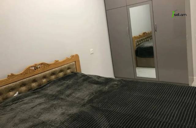 Երկու հարկանի քարե տուն Արմենակ Արմենակյան փողոցում Նորք Մարաշում, 60 քմ, եվրովերանորոգված