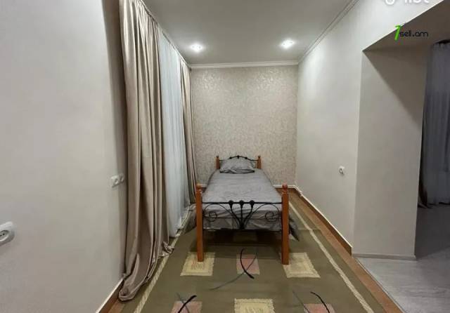 Մեկ հարկանի քարե տուն, Նորք-Մարաշ վարչական շրջան Նորք Մարաշում, 110 քմ, 2 սանհանգույց