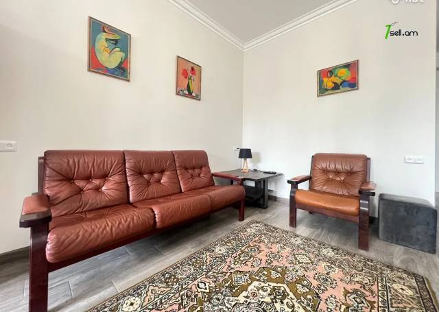3 սենյականոց բնակարան Տերյան փողոցում, 90 ք.մ., բարձր առաստաղներ, նախավերջին հարկ