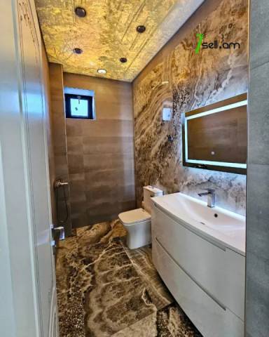 Երկու հարկանի քարե տուն Գարեգին Հովսեփյանի փողոցում Նորք Մարաշում, 950 քմ, 3+ սանհանգույց