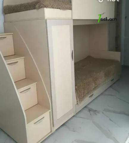 3 սենյականոց բնակարան նորակառույց շենքում Վերին Անտառային փողոցում, 79 ք.մ., նախավերջին հարկ