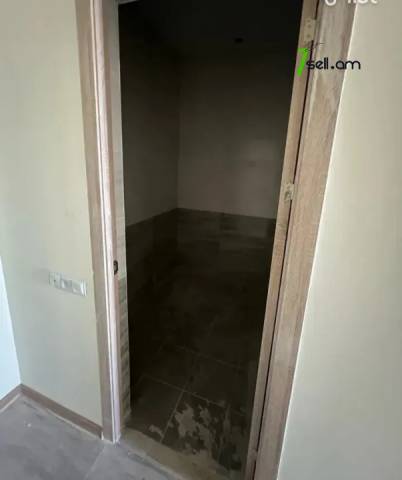 3 սենյականոց բնակարան նորակառույց շենքում Մոնթե Մելքոնյան փողոցում, 99 ք.մ., 8/17 հարկ