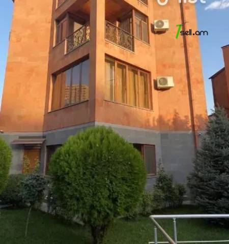Չորս հարկանի տուն Այգեձորի փողոցում Արաբկիրում, 750 ք.մ., 3+ սանհանգույց, եվրովերանորոգված