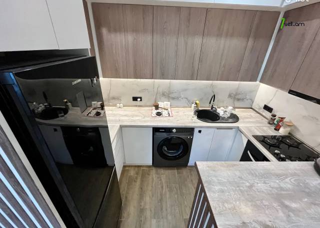 2 սենյականոց բնակարան նորակառույց շենքում Բաղյան փողոցում, 57 ք.մ., 2/8 հարկ, բարձր առաստաղներ