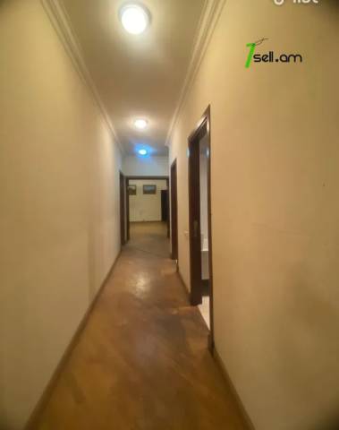 4 սենյականոց բնակարան Լվովյան փողոցում, 130 քմ, 1/5 հարկ, կոսմետիկ վերանորոգում, քարե շենք