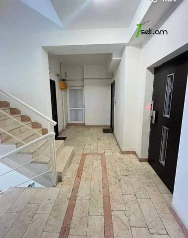 2 սենյականոց բնակարան նորակառույց շենքում Ալեքսեյ Հեքիմյանի փողոցում, 50 քմ, 1/5 հարկ, 2 սանհանգույց