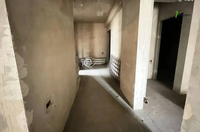 5 սենյականոց բնակարան նորակառույց շենքում Աբովյան փողոցում, 225 քմ, 6/14 հարկ, 3+ սանհանգույց