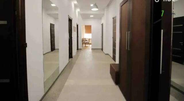 4 սենյականոց բնակարան նորակառույց շենքում, Nar-Dos St, 134 ք.մ., 2 սանհանգույց, բարձր առաստաղներ