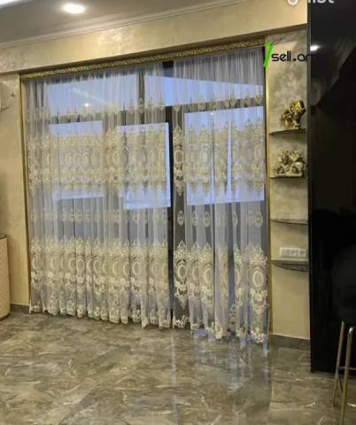 3 սենյականոց բնակարան նորակառույց շենքում Նաիրի Զարյան փողոցում, 135 ք.մ., 2 սանհանգույց